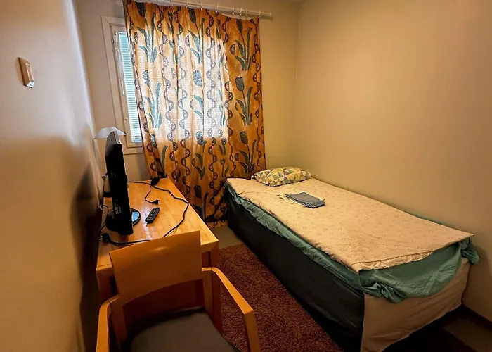 Grand بيت شباب